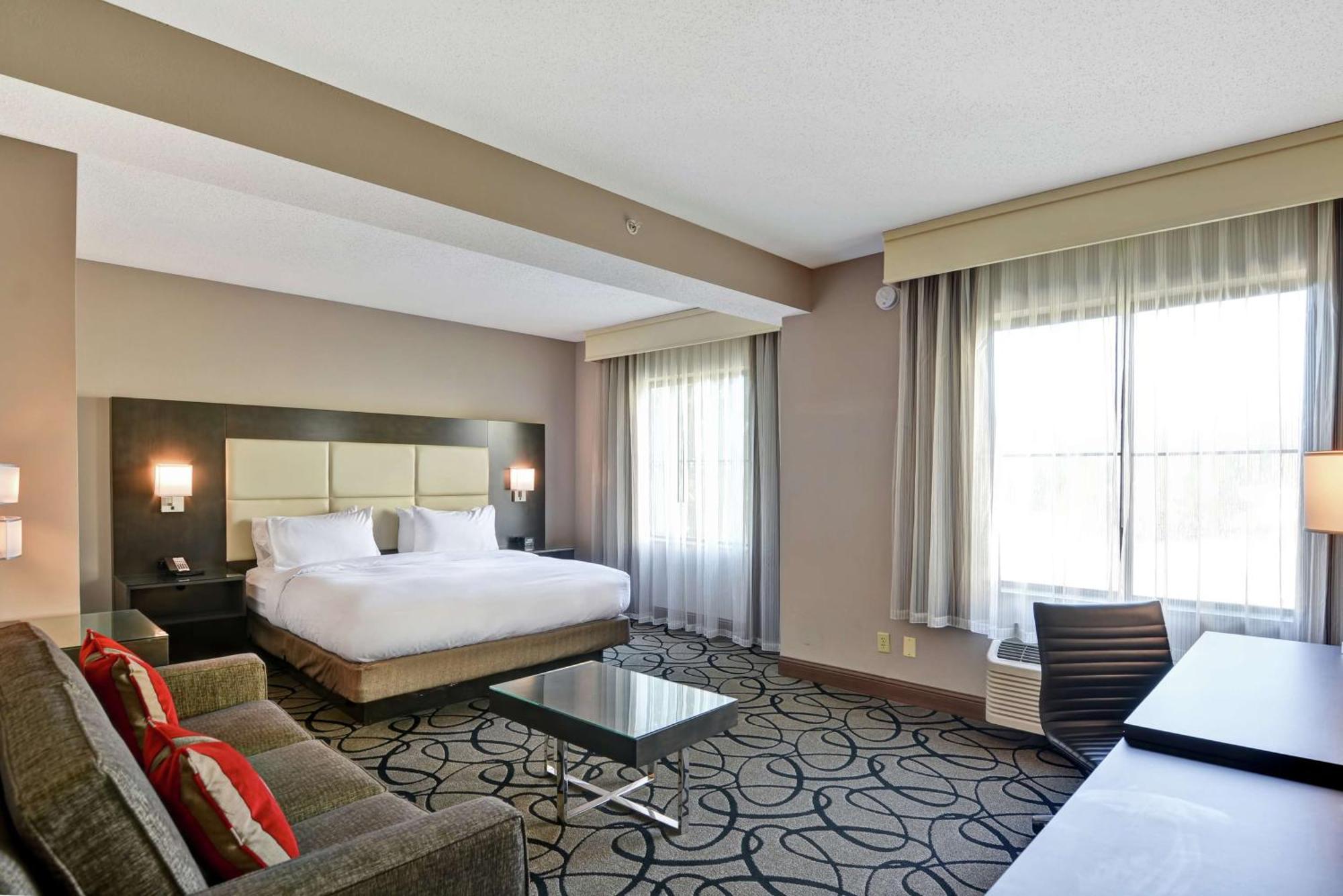 Doubletree By Hilton Hattiesburg, Ms Buitenkant foto